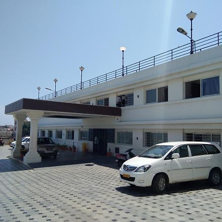 Hotel Sea Face Kanyakumari Buitenkant foto