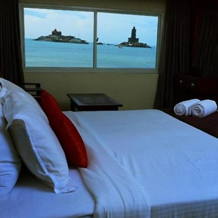 Hotel Sea Face Kanyakumari Buitenkant foto