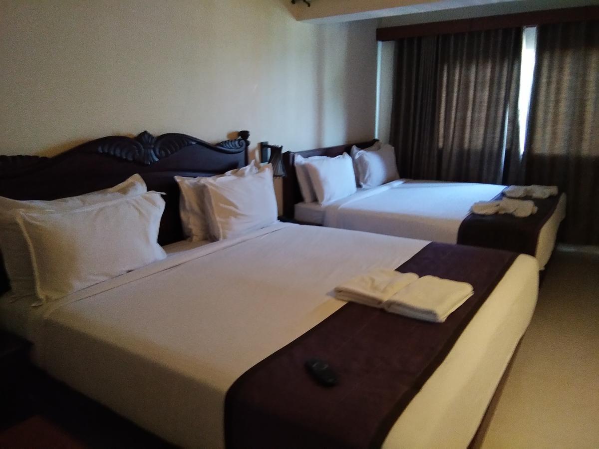 Hotel Sea Face Kanyakumari Buitenkant foto