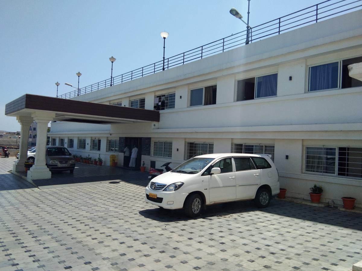 Hotel Sea Face Kanyakumari Buitenkant foto