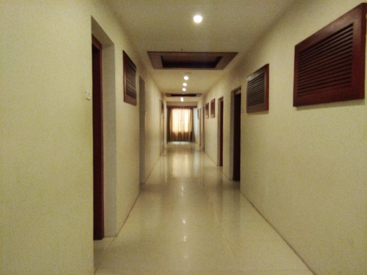 Hotel Sea Face Kanyakumari Buitenkant foto