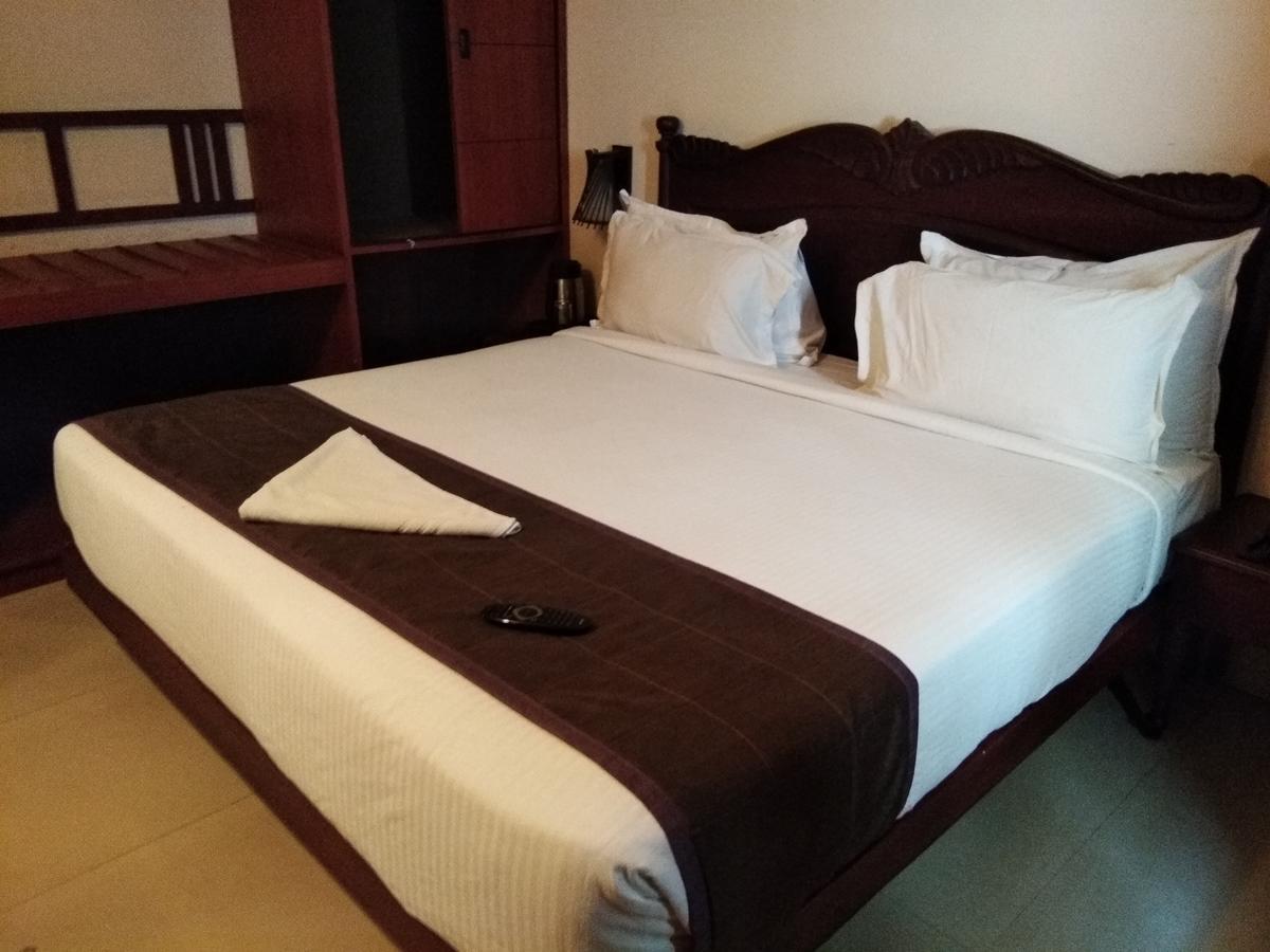 Hotel Sea Face Kanyakumari Buitenkant foto